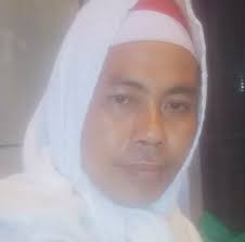 HAKIKAT & PUNCAK FADHOILUS SYUHUR . . . . Kalau ada yang bertanya apa itu  FADHOILUS SYUHUR? Jawabannya: sebuah kitab berbahasa Arab yang menyingkap  rahasia makna di balik kata per kata dari