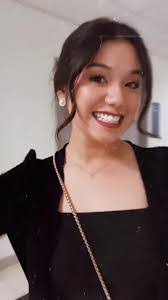 Amelia Lim's Instagram, Twitter & Facebook