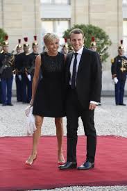 Emmanuel macron, un jeune homme si parfait. Resultat De Recherche D Images Pour Emmanuel Macron Jeune Girls Dresses Clothes Design Bridesmaid Dresses