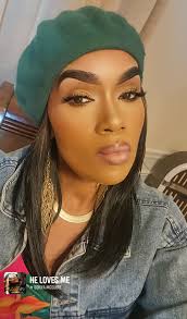 GOOOOOOOOOD MORNING ☀️.Have an AMAZING DAY TODAY ♥️♥️♥️. , This is my song  "He Loves Me " I pray that you know that God loves you tooooooo ♥️♥️♥️