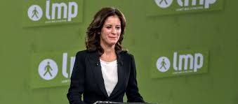 When they do, their tweets will show up here. Itthon Hivatalos Szel Bernadett Az Lmp Miniszterelnok Jeloltje Hvg Hu