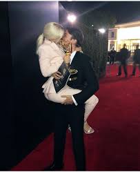 Disney star dove cameron split from her boyfriend thomas doherty after four years together. 274 Images About Dove Thomas On We Heart It See More About Dove Cameron Thomas Doherty And Couple