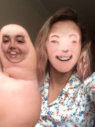 I looked back to 2016 in my phone and here is what I found 🥰 Which is your  fav pic? #mollystone #throwback #2016 #newyear #memories