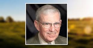 Kenneth Queenland's Instagram, Twitter & Facebook