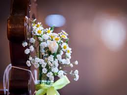 Check spelling or type a new query. Blumenschmuck Zur Hochzeit Ganz In Weiss