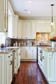 I Really Just Like This Floor Vintage White Assembled Kitchen Cabinets Bbc42 45l Vintage White Wholesale Kitchen Cabinets Assembled Kitchen Cabinets Home