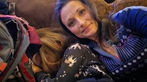 Holly Hinderland's Instagram, Twitter & Facebook