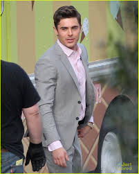 Handsome Zac Efron Rides Ice Cream Truck in Fear: Photo 765213