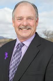 Employee Spotlight: Larry Stephan Title: Dean of Students Department:  Student Affairs Campus: Prescott Campus How long have you worked at  Embry-Riddle? 37 Years What do you do at Embry-Riddle? As Dean of