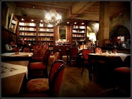 De faciliteiten en diensten, geboden door het historik hotel gotisches haus garni, garanderen een plezierig verblijf voor gasten. Interer Kafe Picture Of Hotel Gotisches Haus Cafe Rothenburg Tripadvisor