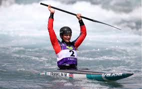 Mallory franklin paddled to the podium and became only the second british woman to win an olympic canoe medal in tokyo today. Bf8ktwf11ar7tm