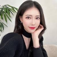 700+ "Kelly M." profiles