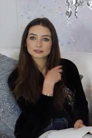 Meadow Walker Your To Young For Me Paul You Seeing This From Beyond The Grave Laughs At Me Then I Bankrupt Her Meadow Walker Paul Walker Celebrities