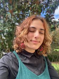 Calling all NE4Lifers I'm trying to put together a special post for  tomorrow but I need you all help.If anyone has any pics of New Edition as a  group wearing these outfits