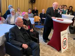 Reiner haseloff dankt diejenigen menschen in unserem land, die. Dr Reiner Haseloff Pa Twitter Herzlichen Gluckwunsch Zum 90 Geburtstag Und Gottes Segen Bischof Leo Nowak Wurde Im Gleichen Jahr 1990 Bischof In Ottostadt Magdeburg In Dem Unser Land Sachsenanhalt Wiederbegrundet Wurde