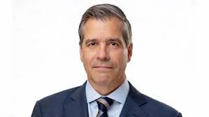 Henry Ford Health System employee Barbara Hicks contributes a total of $250  to Democratic Party candidate Marianne Williamson