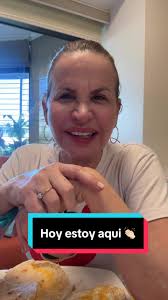 Colitos estamos comiendo saludable por eso hoy le enseñaré a preparar ...