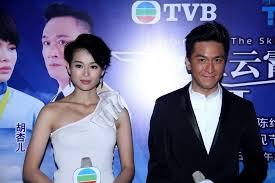 衝上雲霄 | 第20集 官方完整版 | 吳鎮宇 | 陳慧珊｜馬德鐘｜胡杏兒亦琛通知香港機場機上發生事故，請他們做好準備，機場眾人即安排應急措施。亦. å†²ä¸Šäº'éœ„2 èƒ¡æå„¿é™ˆæ³•æ‹‰åŠ©é˜µå'å¸ƒä¼š æ‰‹æœºæ–°æµªç½'