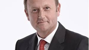 Angus Saunders's Instagram, Twitter & Facebook