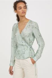 Desenli Anvelop Bluz Sisli Yesil Cicekli Kadin H M Tr Moda Stilleri Bluz Kadin Kiyafetleri