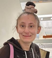 Jessica Stokley's Instagram, Twitter & Facebook