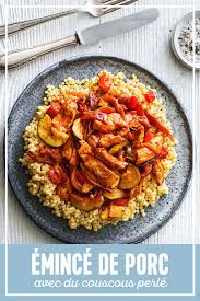 Zoete Varkensfiletreepjes Met Parelcouscous Recept Hellofresh Recept In 2020 Voedsel Ideeen Varkensfilet Varkensvlees