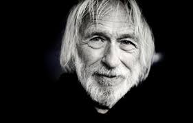 MAGAS, SZŐKE FÉRFI, AKINEK GRÓF IS VOLT A CSALÁDJÁBAN: PIERRE RICHARD