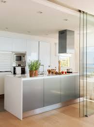 Puerta balconera practicable completamente montada. Puertas De Cocina Correderas De Cristal Novocom Top