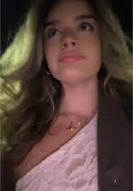 Callie Schwartz's Instagram, Twitter & Facebook