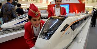 Penduduk, bahkan pendatang dari ibu kota, pasti pernah singgah ke kota bandung. Seri Megaproyek 2 Kereta Cepat Jakarta Bandung Hanya 45 Menit Bumn Info