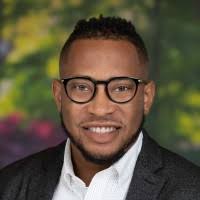 Bernard Hendrix's Instagram, Twitter & Facebook