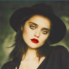 Zoe Blanchard (rodriguesnay59)