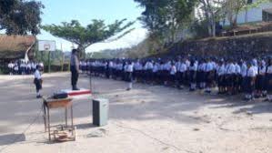 Check spelling or type a new query. Jadi Irup Di Smp Negeri 1 Sangalla Kapolsek Sangalla Bacakan Amanat Kapolres Tana Toraja Polres Tana Toraja