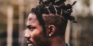 Real madrid fans are known to be one of the most enthusiastic and rational fans in football, but they were silenced by a young nigeria. Emmanuel Dennis Wears New Look After Transfer No Go Score Nigeria