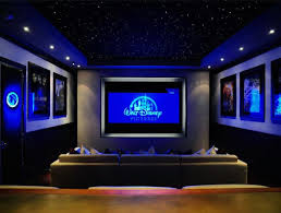 You'll be interested to know the main elements that define such a space and how you can design, plan and decorate it. 80 Home Theater Design Ideas For Men Movie Room Retreats
