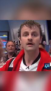 Hands down the GREATEST football chant of all-time 🎶