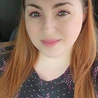 Tanya Lowry's Instagram, Twitter & Facebook