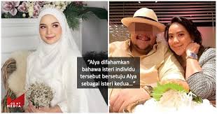 Bersahaja dymm sultan ibrahim menyertai lain menunaikan solat sunat sebelum solat subuh pagi tadi di masjid kg melayu majidi jb. Alya Iman Mengaku Putus Tunang Dengan Laki Orang Lepas Kantoi Isteri Pertama Tak Restu
