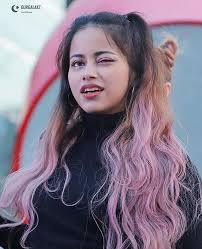 Z Girls Priyanka Busking At Sinchon In South Korea 2020 Girl Girl Group Beauty