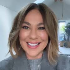 Sioned Llewelyn Williams (@steilysh_) • Instagram photos and videos