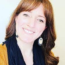 Amanda Schaal's Instagram, Twitter & Facebook