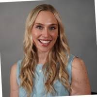 Danielle Woods's Instagram, Twitter & Facebook