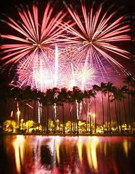 How Do You Say Happy New Year In Hawaiian Hau Oli Makahiki Hou Hilton Hawaiian Village Fireworks Hawaiian Vacation