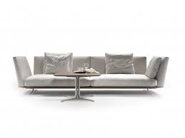 Kompaktes design mit eleganter ausstrahlung. Evergreen Sofas Ecksofas