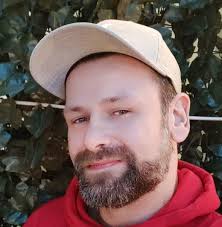 Cats for adoption that are good with other animals?