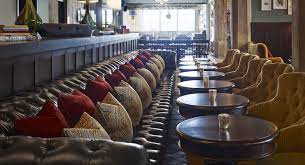 Soho House Chicago Club Bar Restaurant Seating Lounge Seating Soho House
