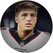 Manuel Hooper's Instagram, Twitter & Facebook