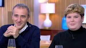 Élie semoun, né le à paris, est un humoriste, acteur et chanteur français. C A Vous La Suite Invites Elie Semoun Et Mathys Gros En Streaming Replay France 5 France Tv