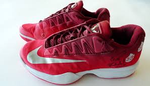 Clothing is offered in a range of sizes to fit most men depending on availability. Rafael Nadal S Winning Shoes From The U S Open Final Match Charitystars