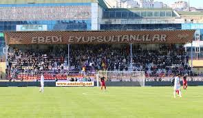 Eyüpspor çine madran galibiyeti sokakta kutlama. Eyupspor Taraftari Hedefine Yine Ulasti Amator Lig Net Amator Futbol Super Amator Lig Bolgesel Amator Lig Canli Skor Futbol Sahalarinin Yildizi
